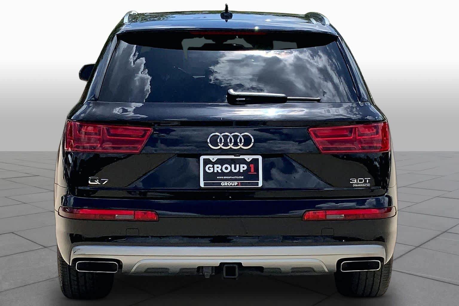 Used 2018 Audi Q7 3.0T Prestige AWD/4WD image 5