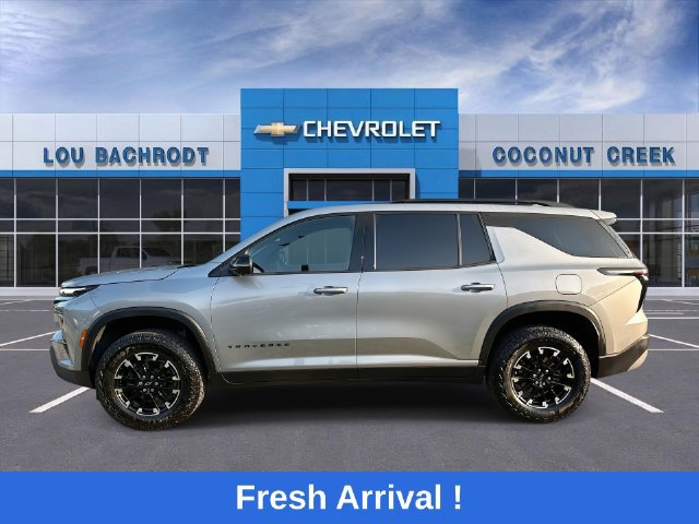 Used 2025 Chevrolet Traverse Z71 w/ Driver Confidence Package AWD/4WD image 5