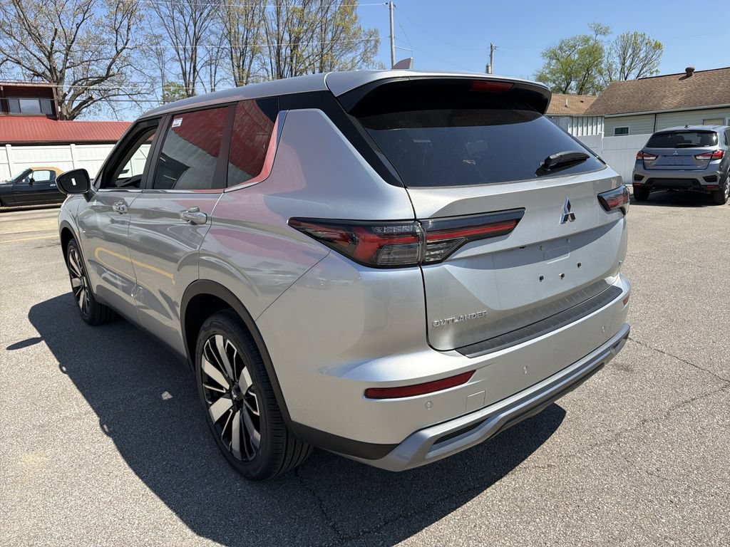 New 2026 Mitsubishi Outlander SE AWD/4WD image 6