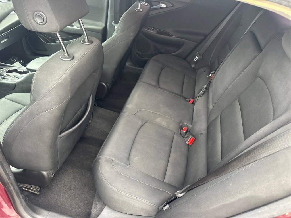 Used 2016 Chevrolet Malibu LT image 13