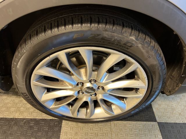 Used 2017 Lincoln MKC Reserve image 10