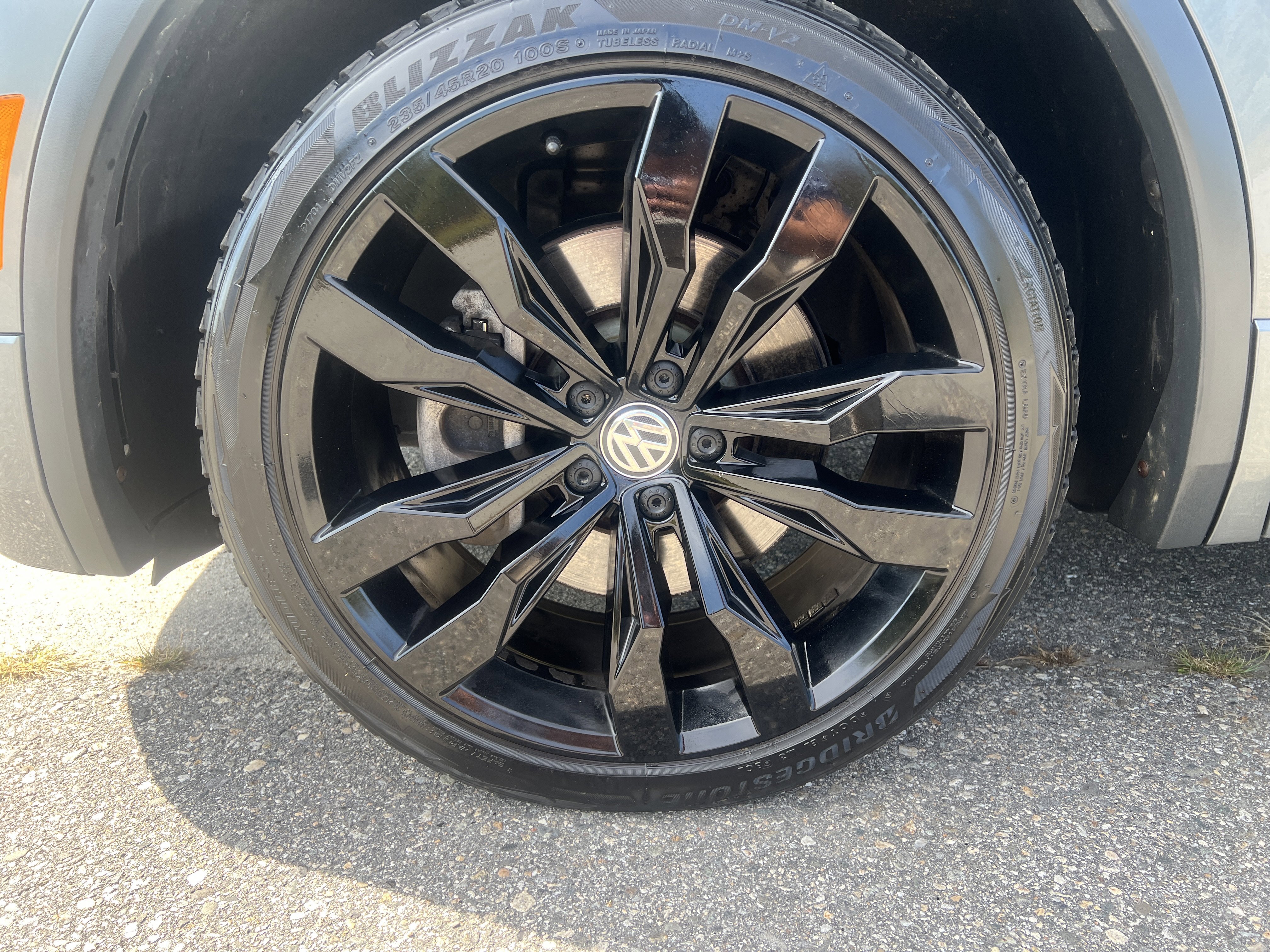 Used 2021 Volkswagen Tiguan SE R-Line image 12