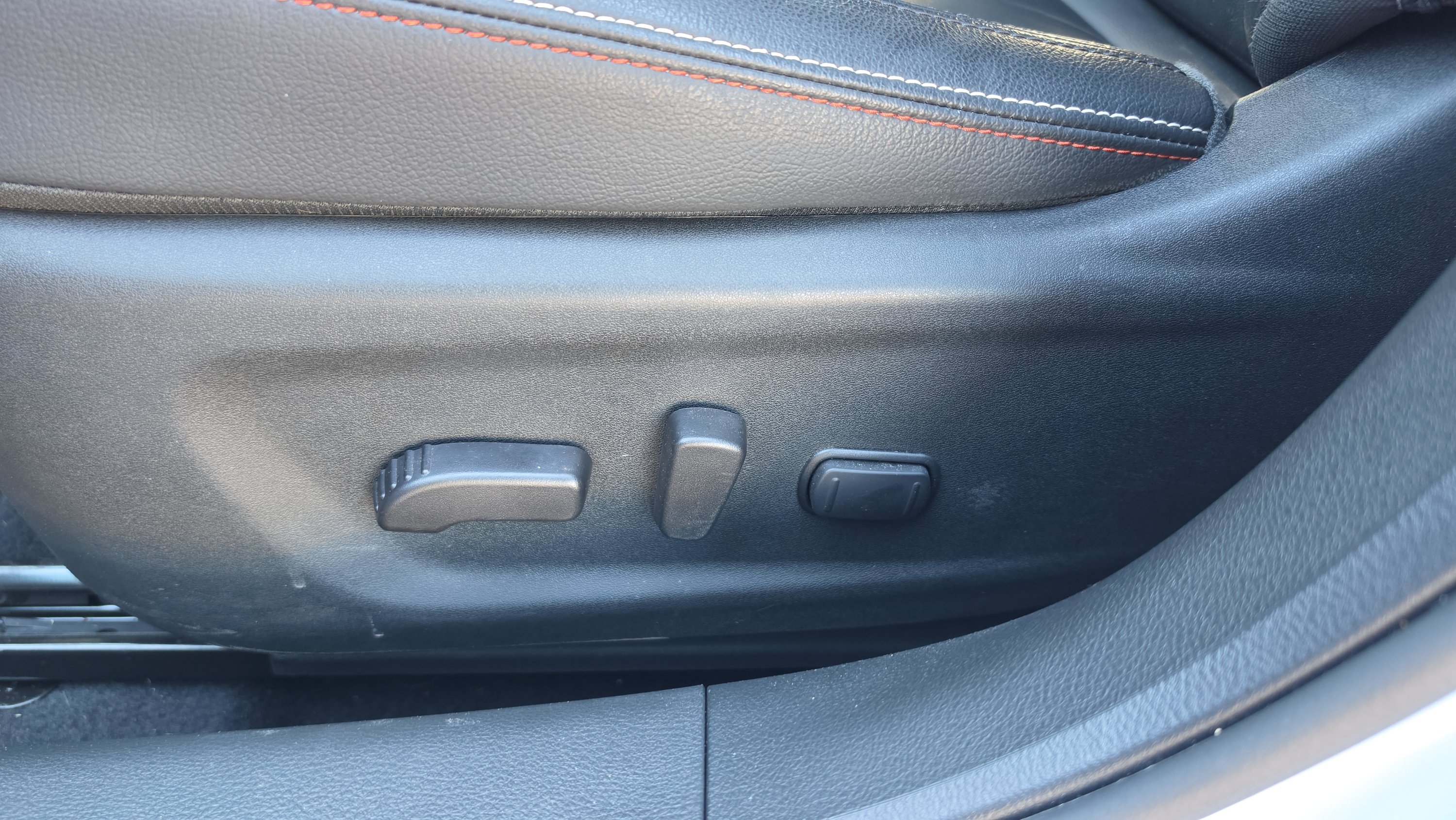Used 2023 Nissan Altima 2.0 SR FWD image 10