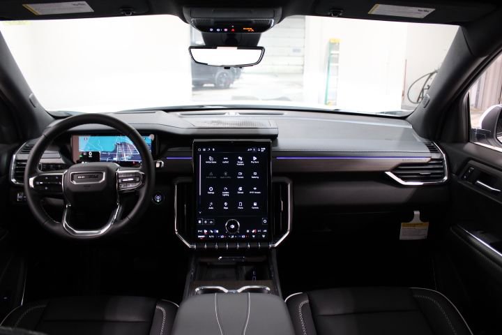 New 2026 GMC Acadia Denali w/ LPO, Floor Liner Package image 3