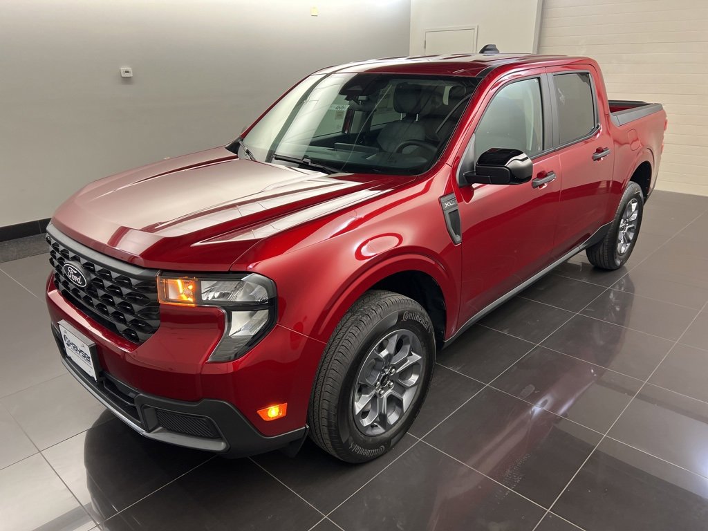 New 2025 Ford Maverick XLT w/ XLT Luxury Package image 3