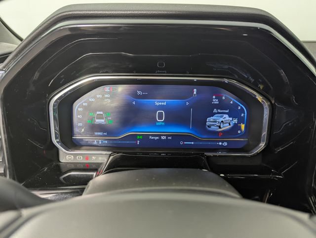 Used 2024 Chevrolet Silverado 1500 RST w/ Convenience Package II AWD/4WD image 14
