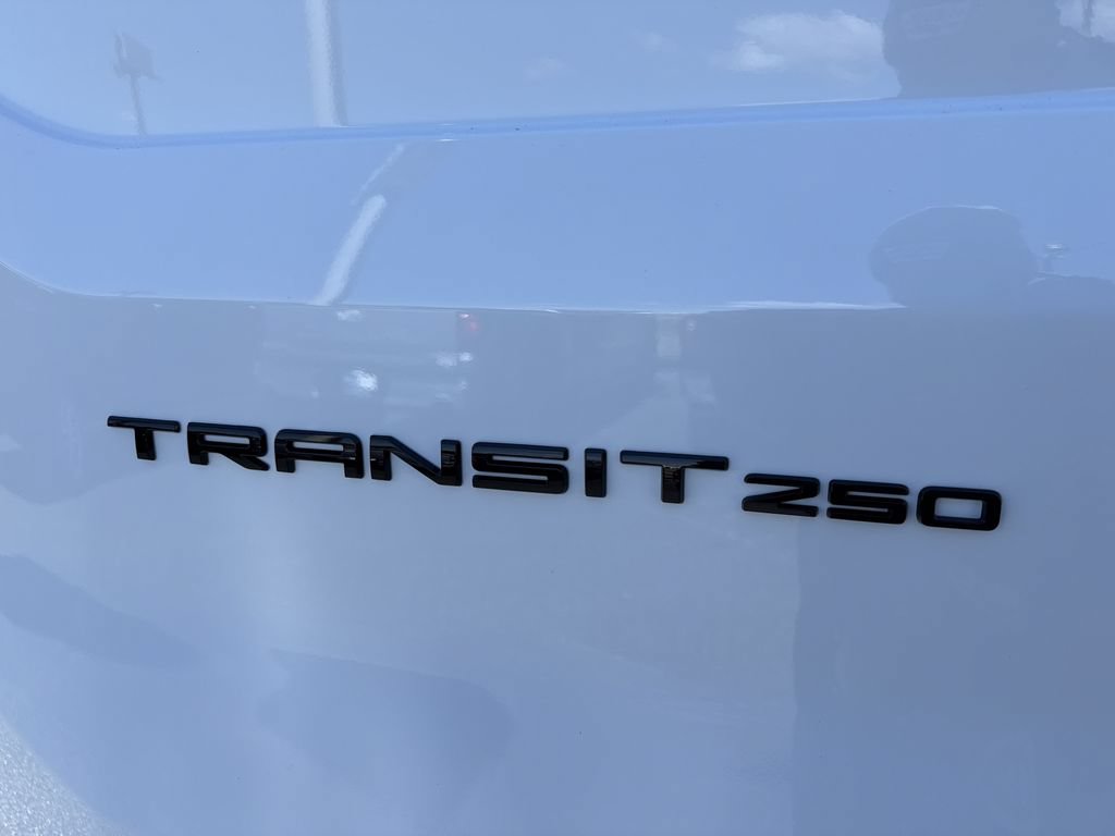 New 2026 Ford Transit 250 148 Medium Roof RWD image 18