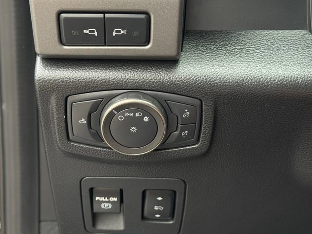 Used 2019 Ford F150 Raptor w/ Equipment Group 802A Luxury AWD/4WD image 23