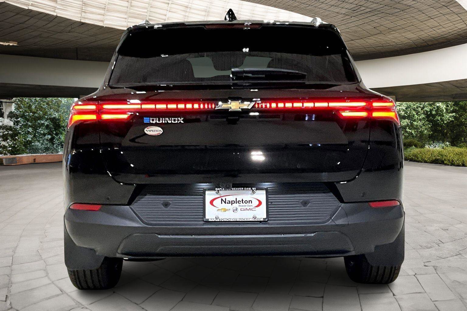 New 2026 Chevrolet Equinox EV LT image 4