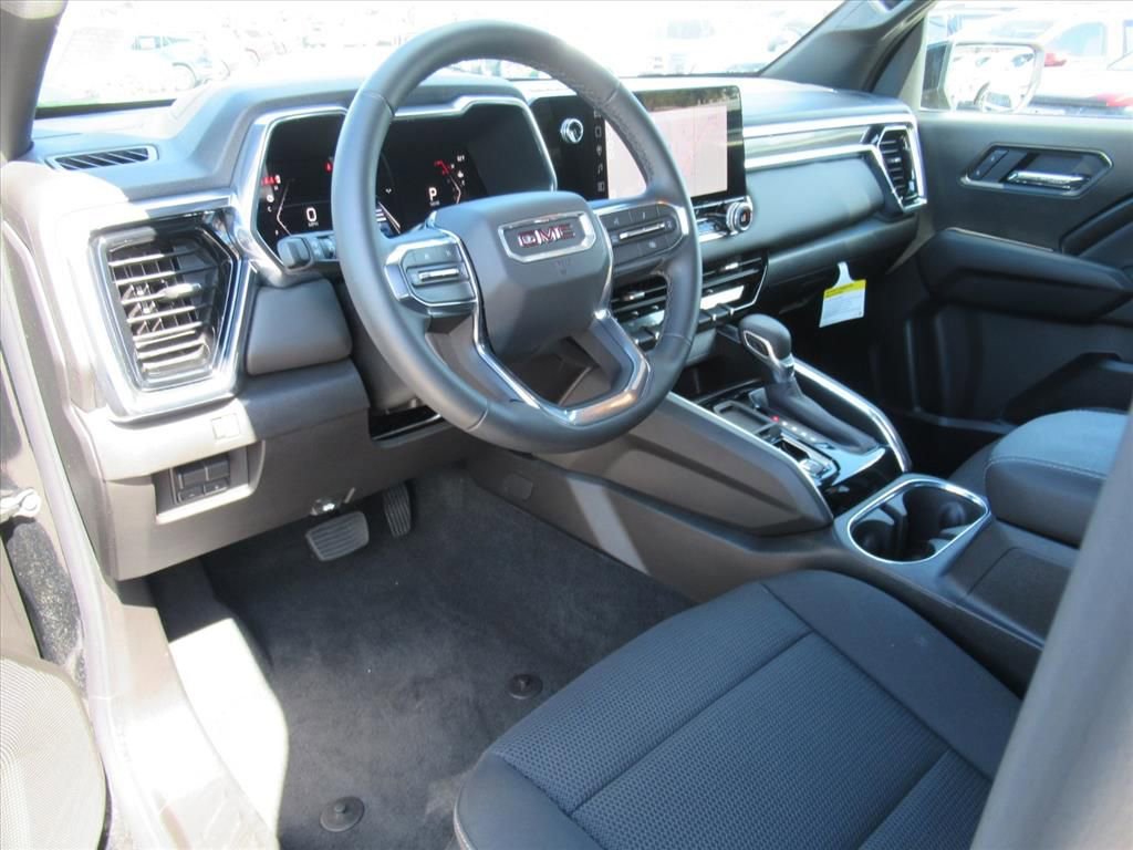 New 2026 GMC Canyon Elevation w/ Convenience Package image 13
