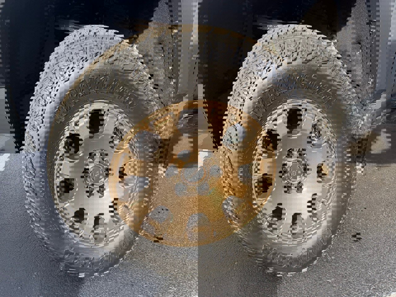 Used 2024 Toyota Tacoma Trailhunter image 2