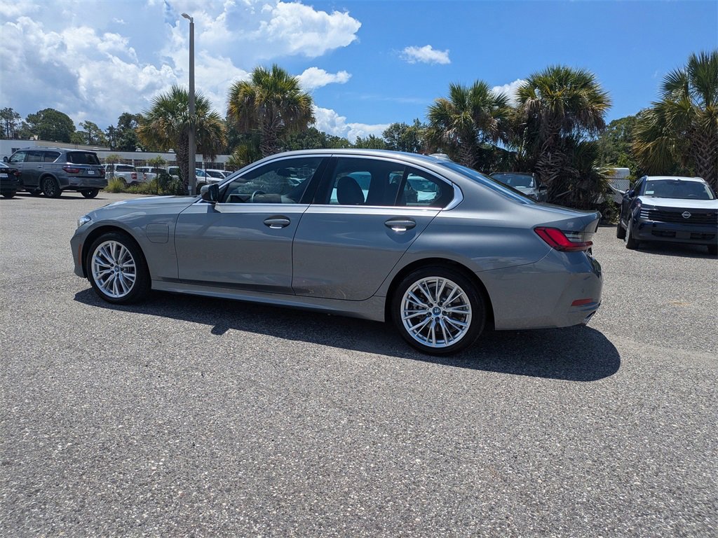 Used 2024 BMW 330e image 5