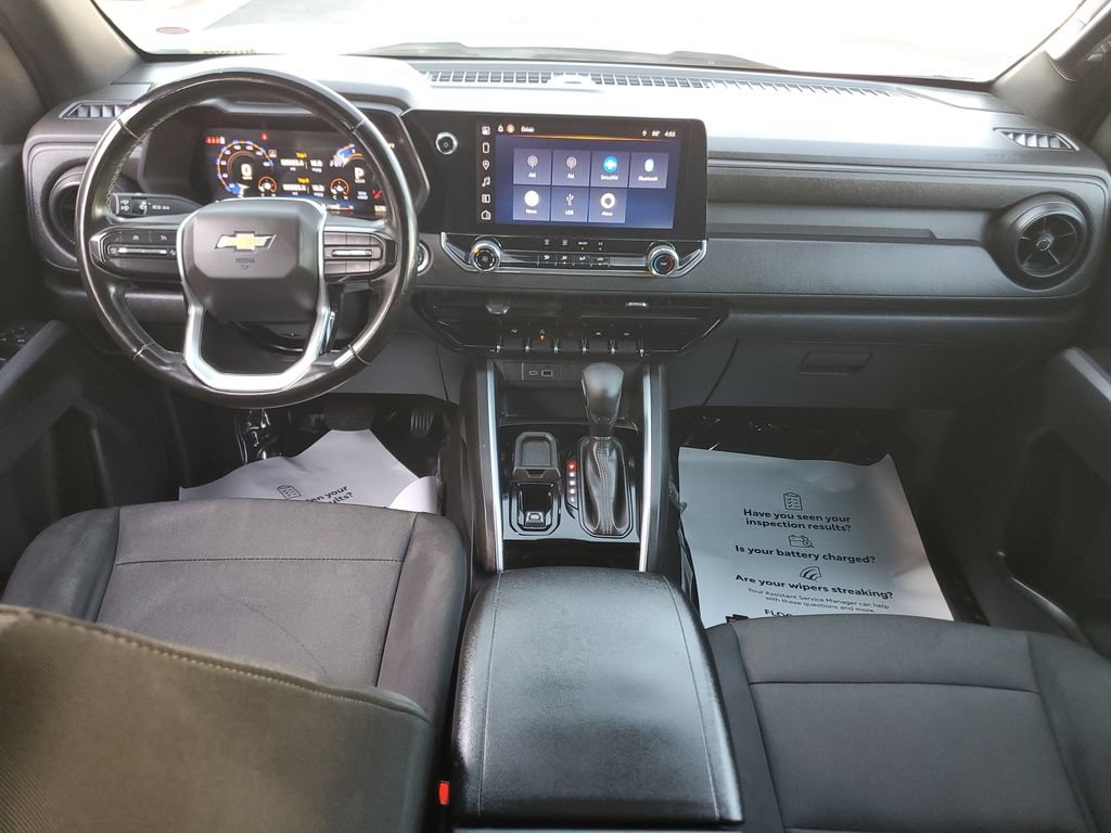 Used 2024 Chevrolet Colorado W/T w/ Technology Package RWD image 11