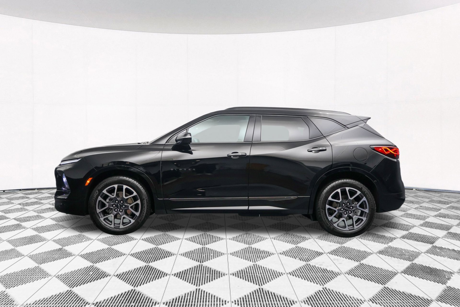 Used 2024 Chevrolet Blazer RS w/ Enhanced Convenience Package AWD/4WD image 41