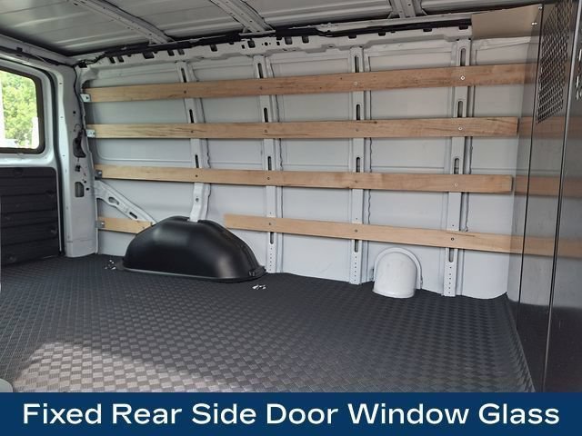 Used 2025 GMC Savana 2500 w/ Driver Convenience Package RWD image 29