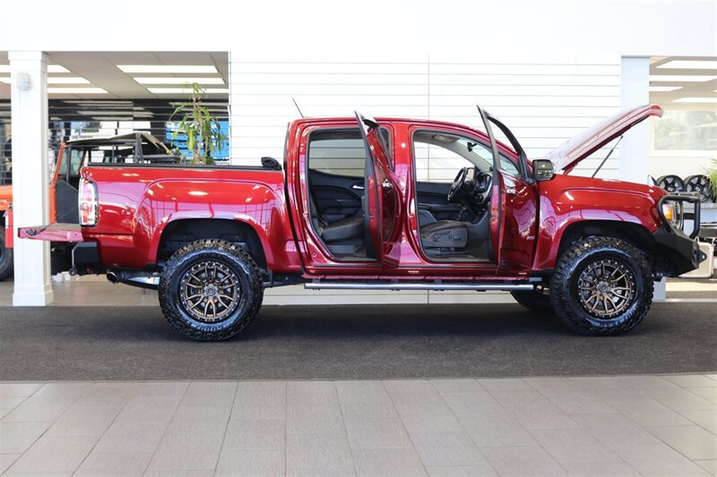 Used 2020 GMC Canyon Denali AWD/4WD image 11
