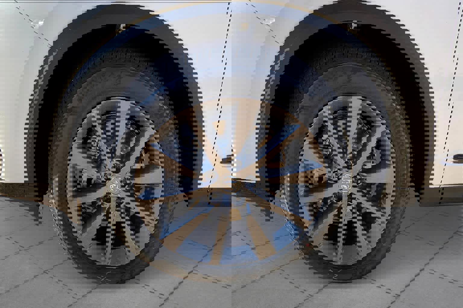 Used 2025 Acura MDX A-Spec image 12