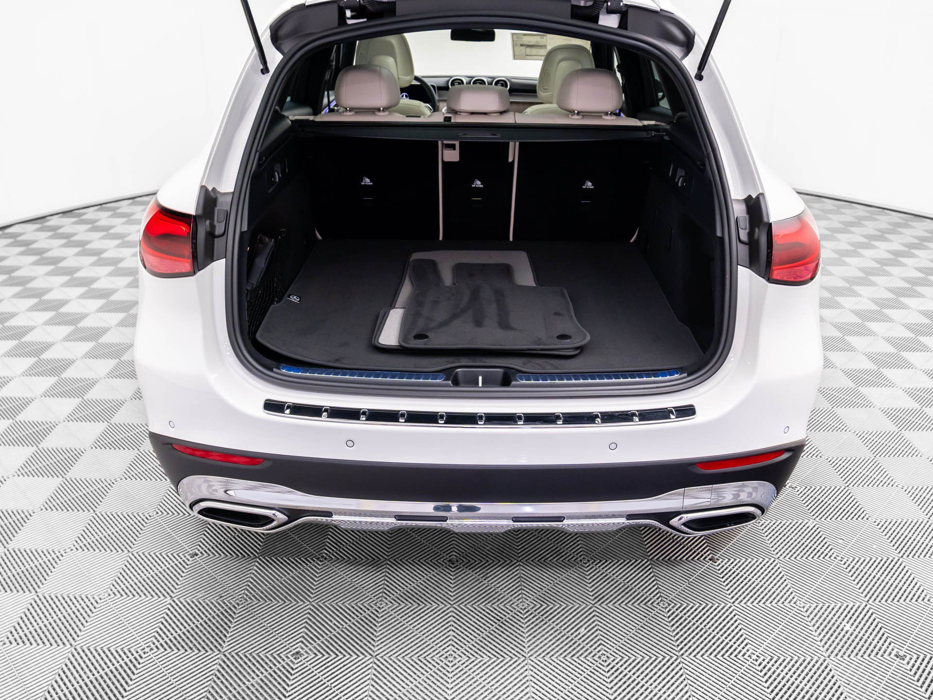 New 2026 Mercedes-Benz GLC 300 4MATIC image 27