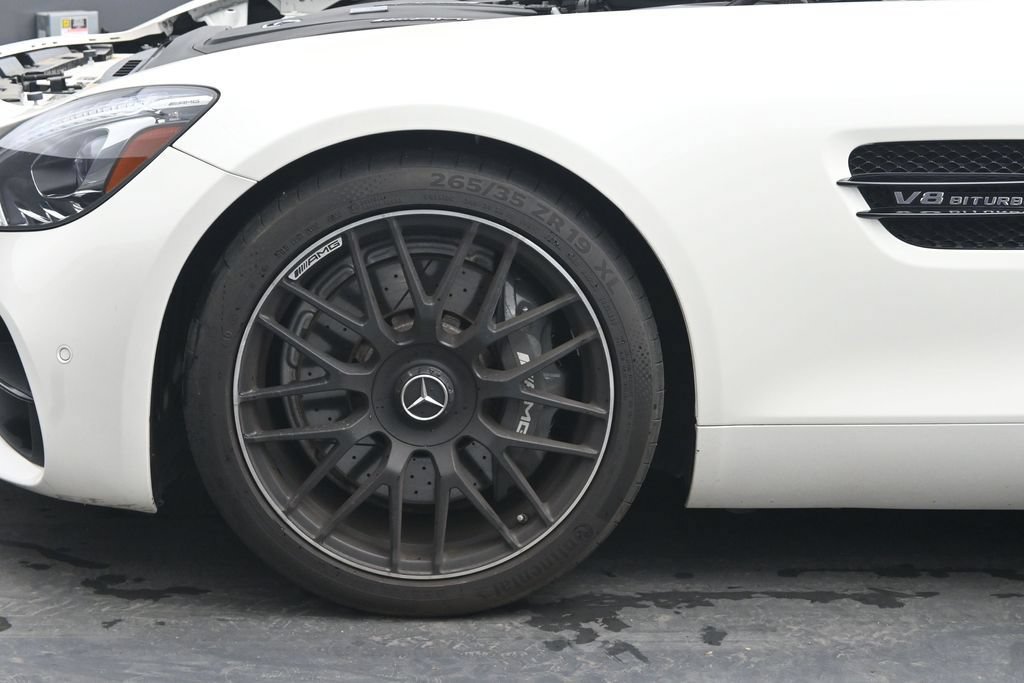 Used 2018 Mercedes-Benz AMG GT Roadster image 29