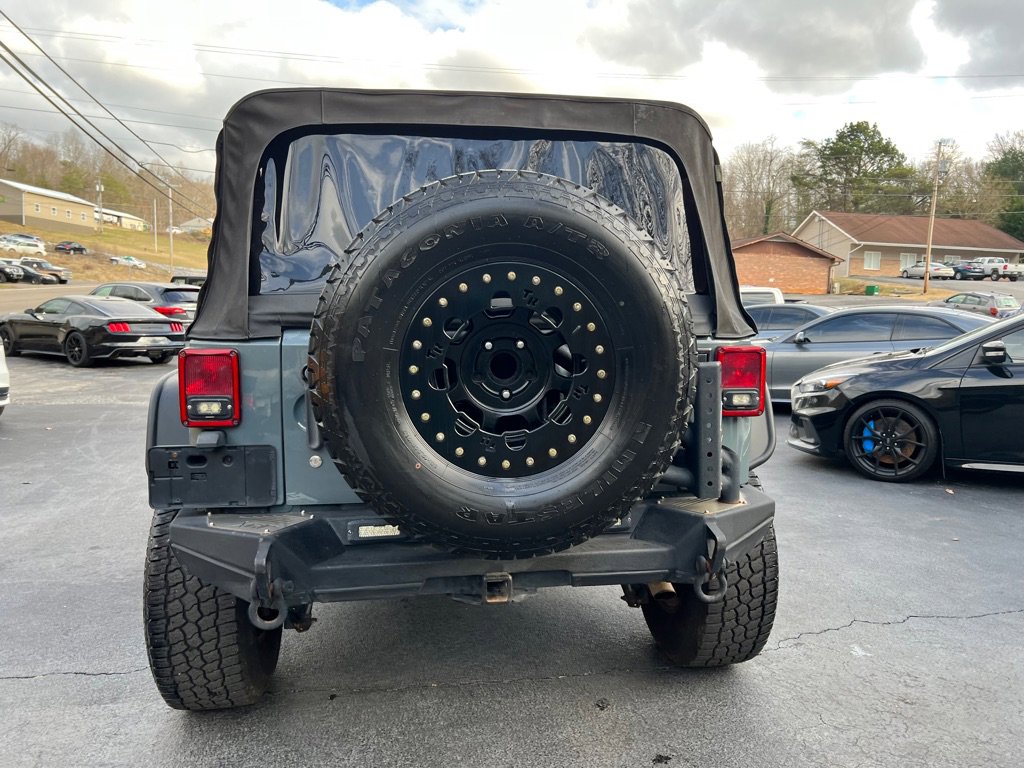 Used 2015 Jeep Wrangler Unlimited Sport image 84