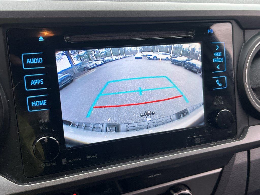 Used 2018 Toyota Tacoma TRD Off-Road image 27