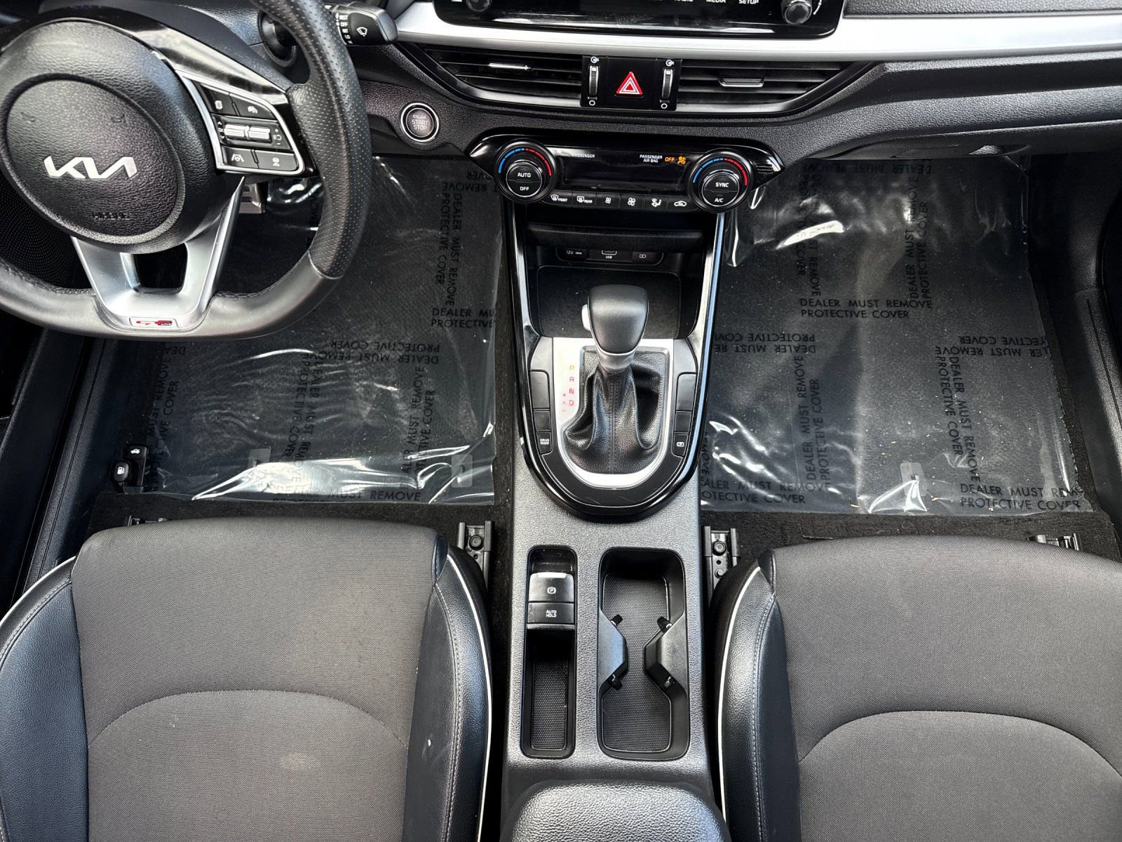 Used 2024 Kia Forte GT-Line image 12