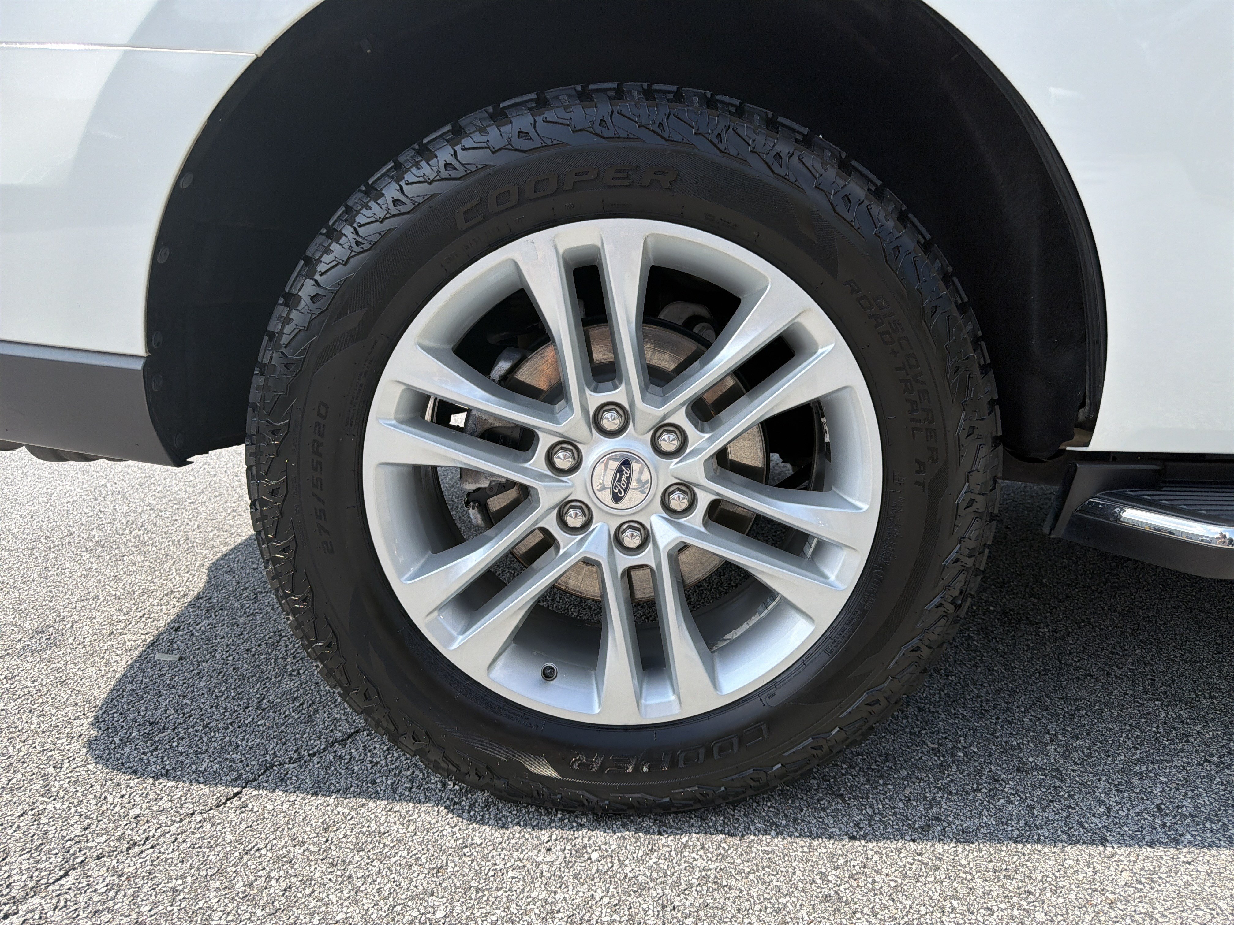 Used 2022 Ford Expedition XLT AWD/4WD image 21