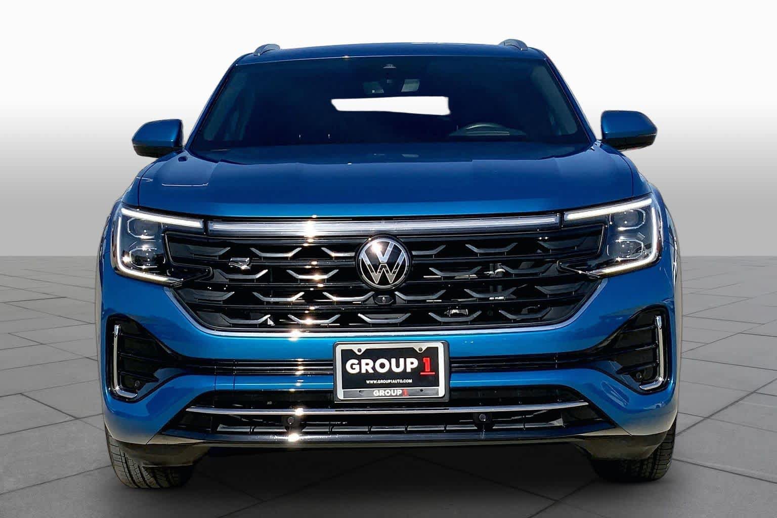 Used 2024 Volkswagen Atlas Cross Sport SEL Premium R-Line AWD/4WD image 4