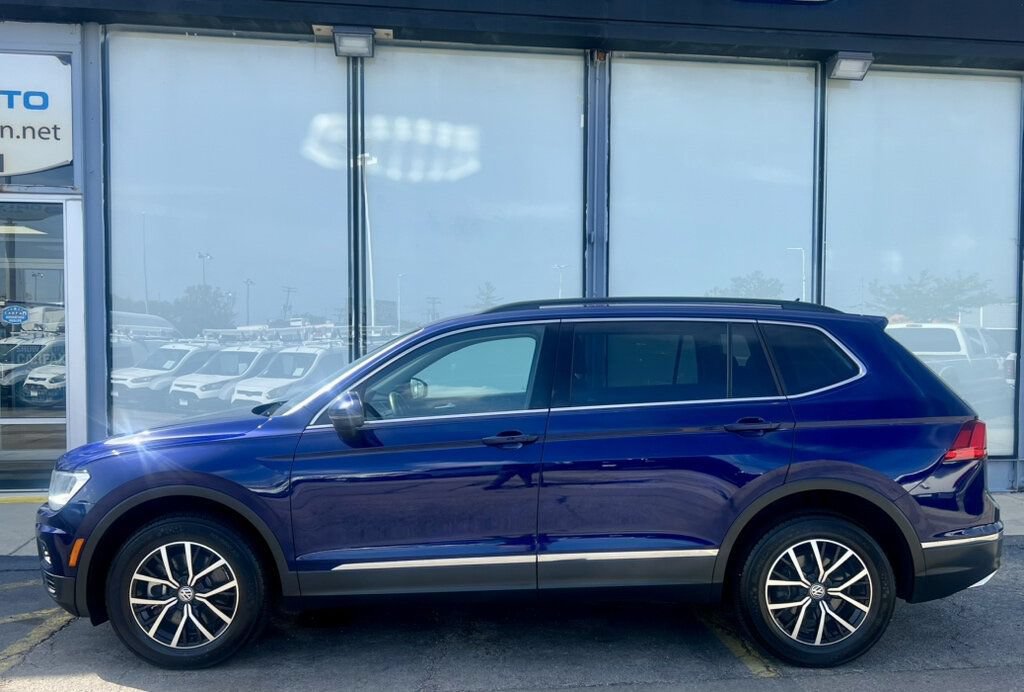 Used 2021 Volkswagen Tiguan SEL AWD/4WD image 2