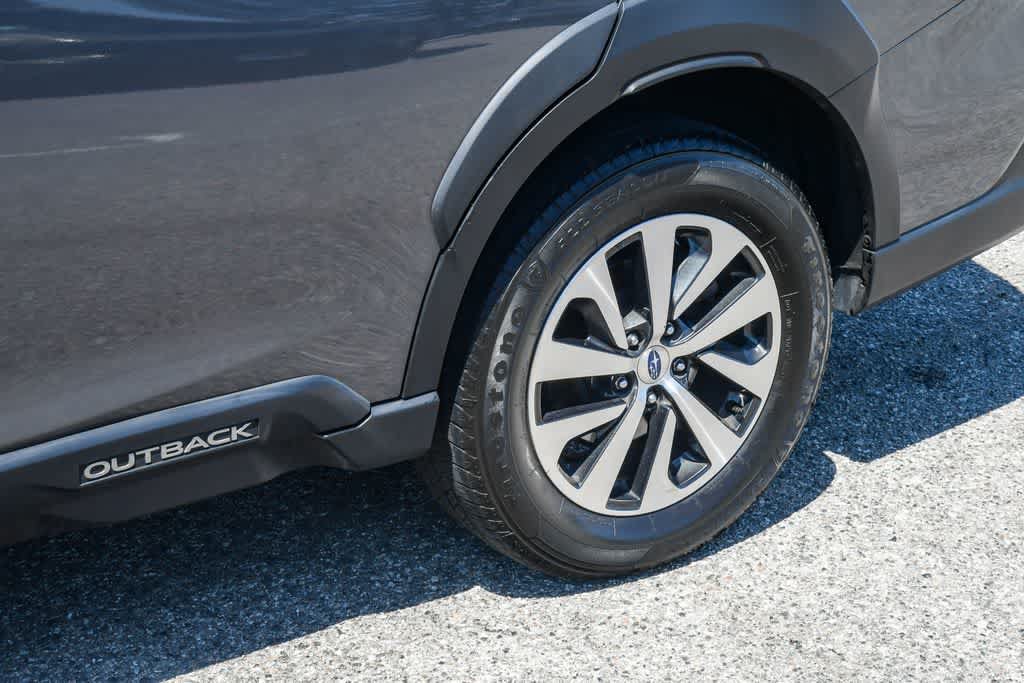 Used 2023 Subaru Outback Premium AWD/4WD image 11