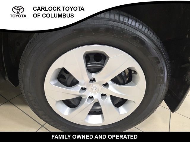 Used 2023 Toyota RAV4 LE image 10