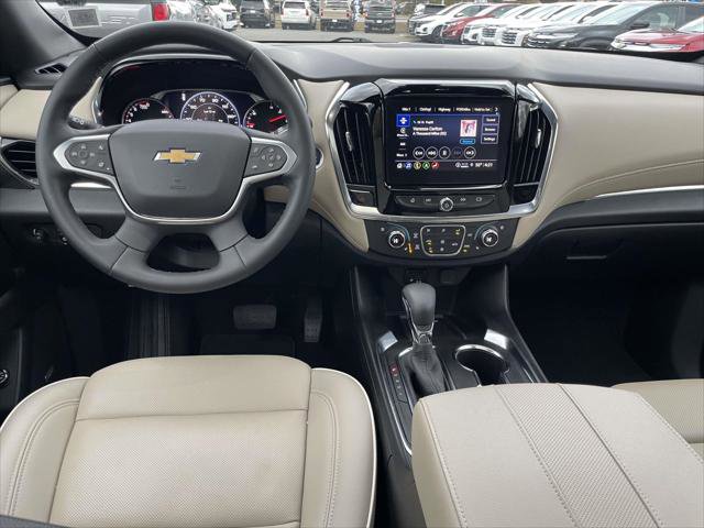 Used 2023 Chevrolet Traverse Premier image 15