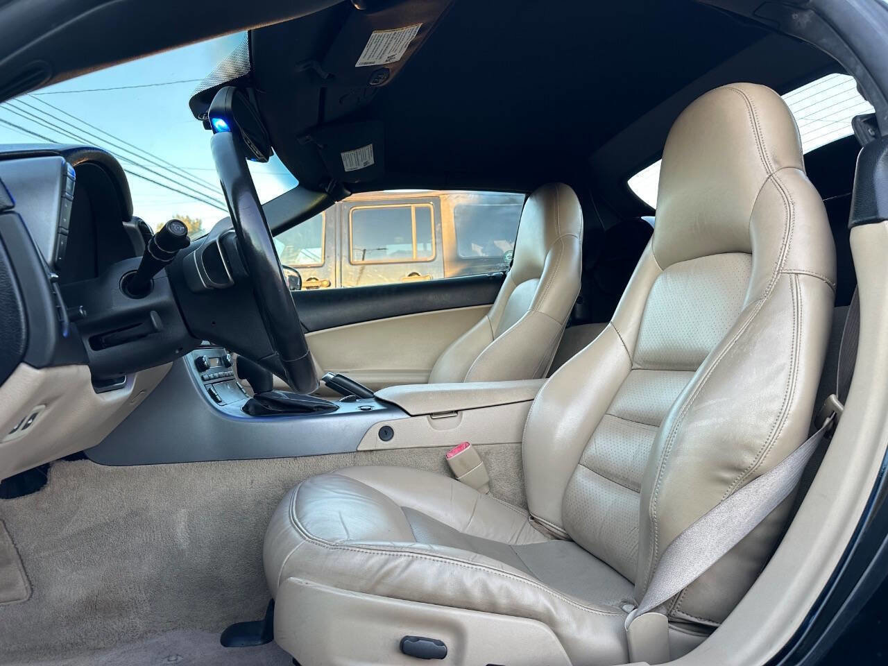 Used 2006 Chevrolet Corvette Convertible w/ Preferred Equipment Group image 11