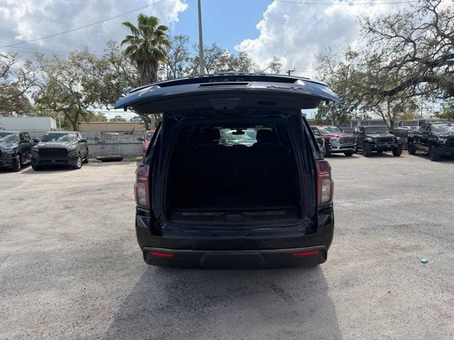 Used 2021 Chevrolet Suburban RST w/ Luxury Package RWD image 38