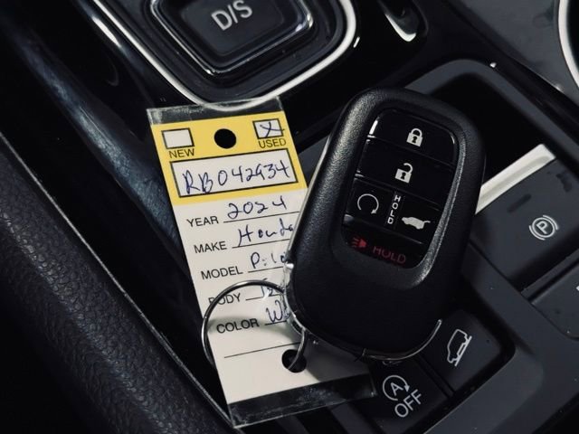 Used 2024 Honda Pilot Touring image 42