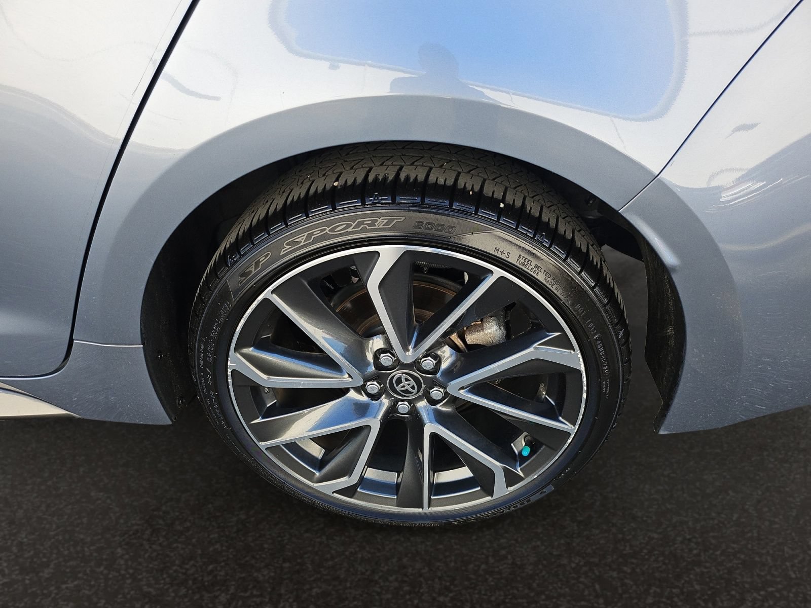 Used 2020 Toyota Corolla XSE FWD image 43