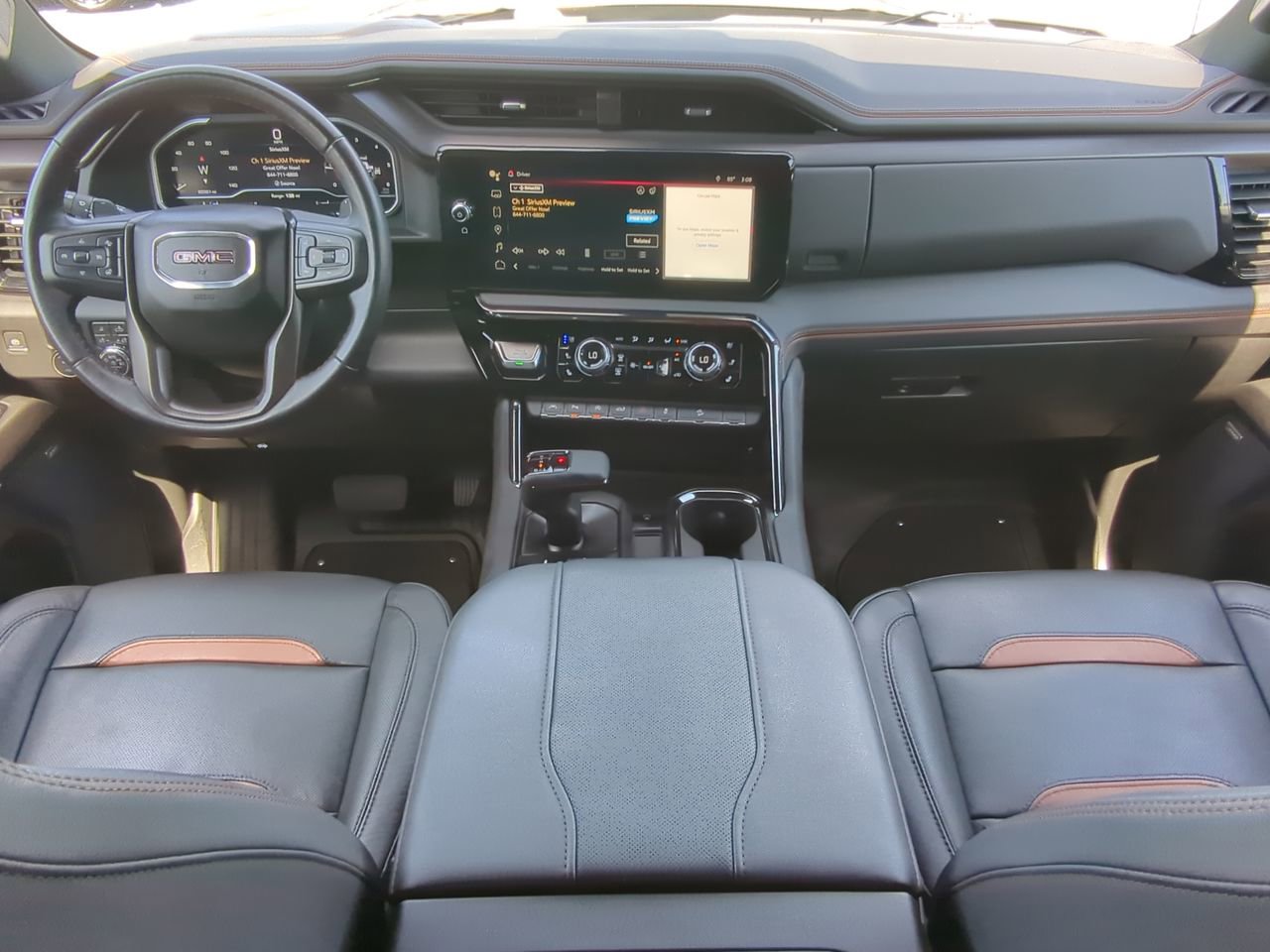 Used 2023 GMC Sierra 1500 AT4 w/ Technology Package AWD/4WD image 13