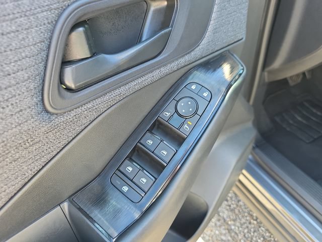Used 2023 Nissan Rogue S FWD image 18