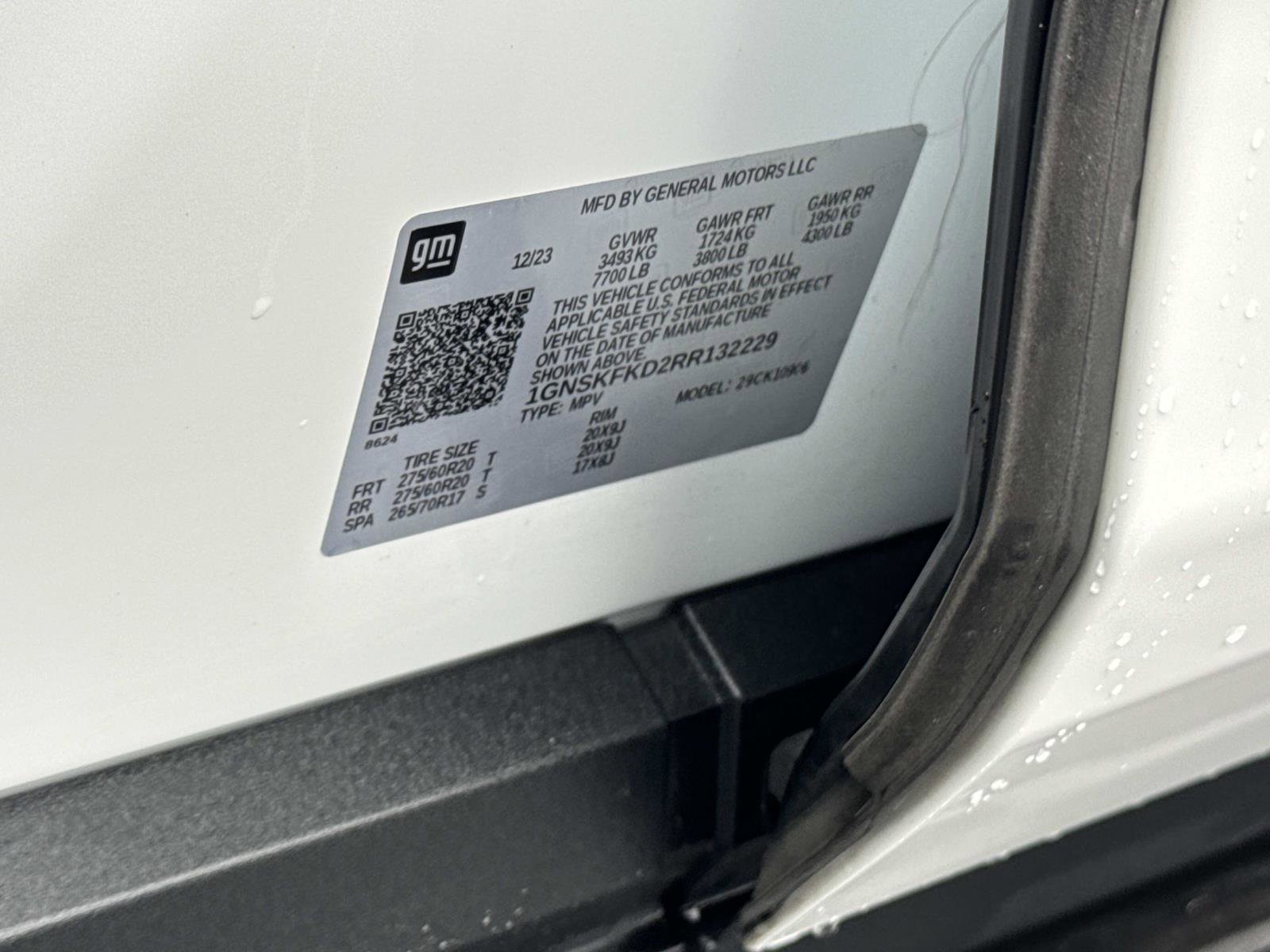 Used 2024 Chevrolet Suburban Premier image 31