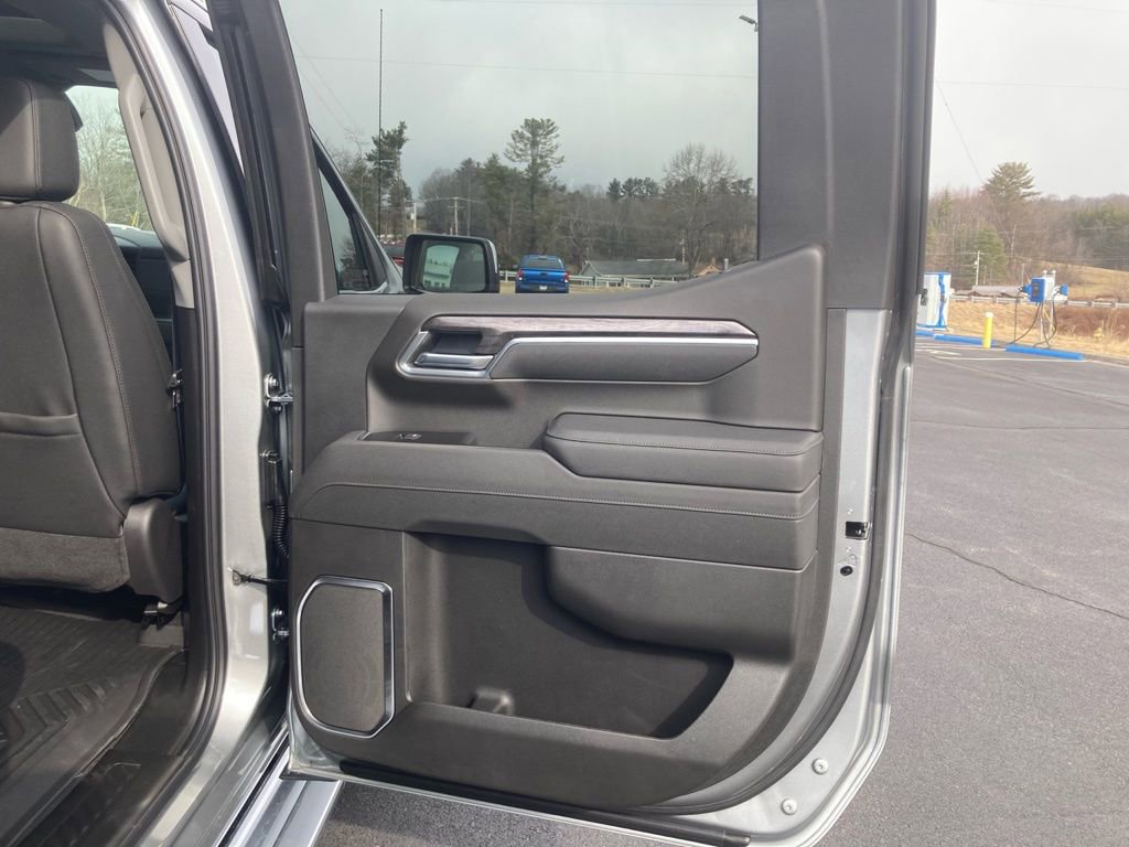 New 2026 Chevrolet Silverado 1500 LTZ w/ LTZ Premium Package image 41