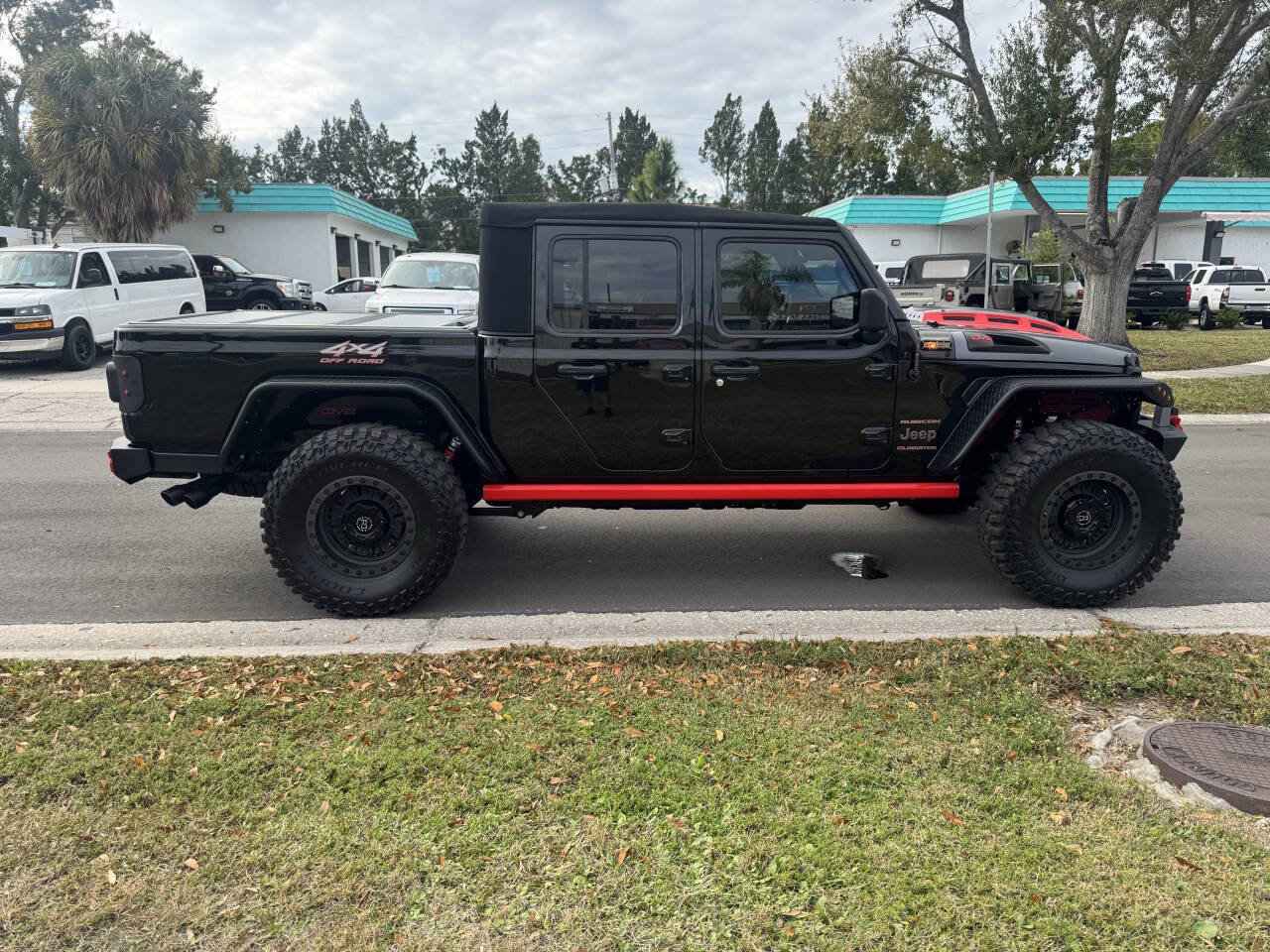 Used 2021 Jeep Gladiator Rubicon w/ Dual Top Group AWD/4WD image 5