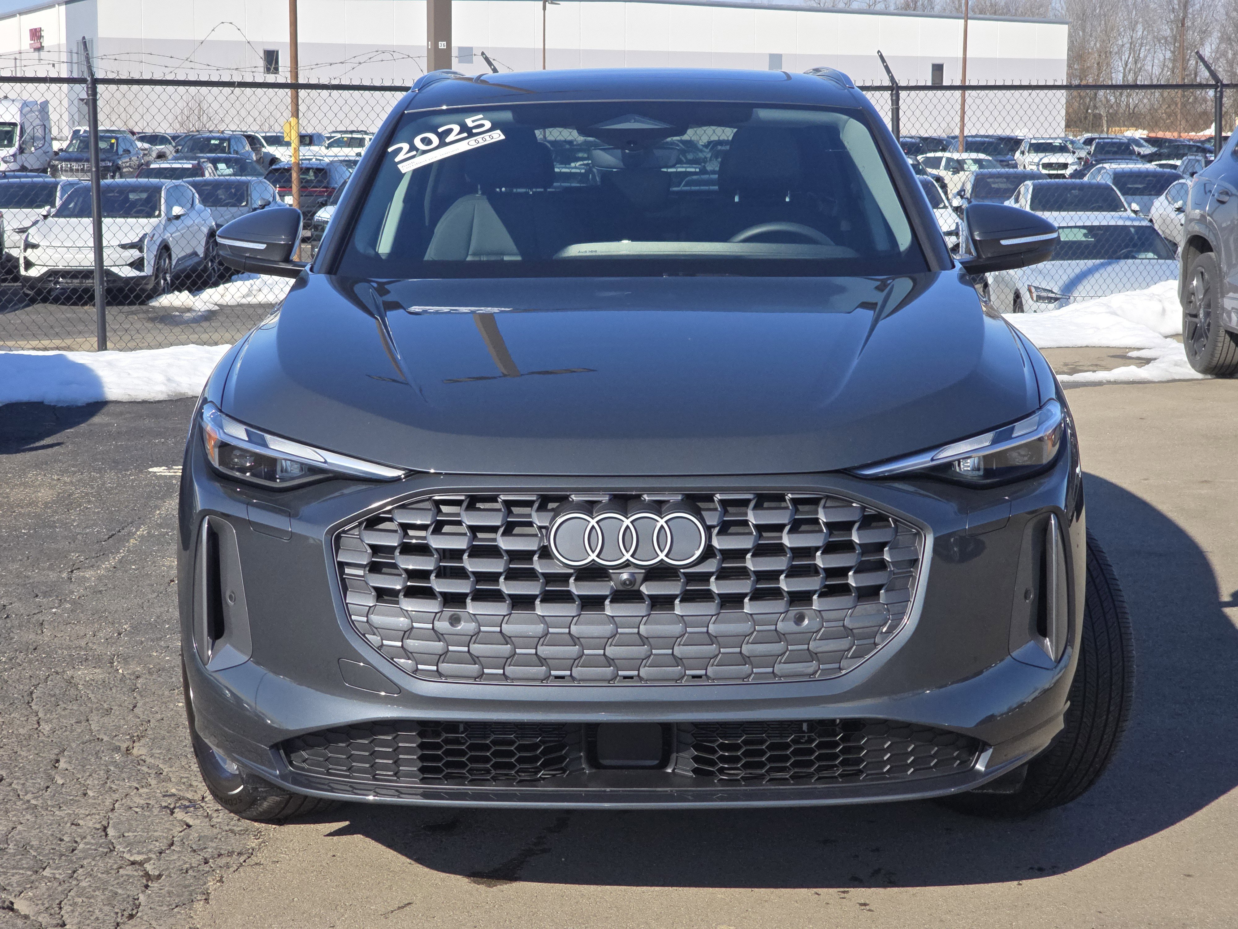 Certified 2025 Audi Q5 Premium w/ Convenience Package image 2