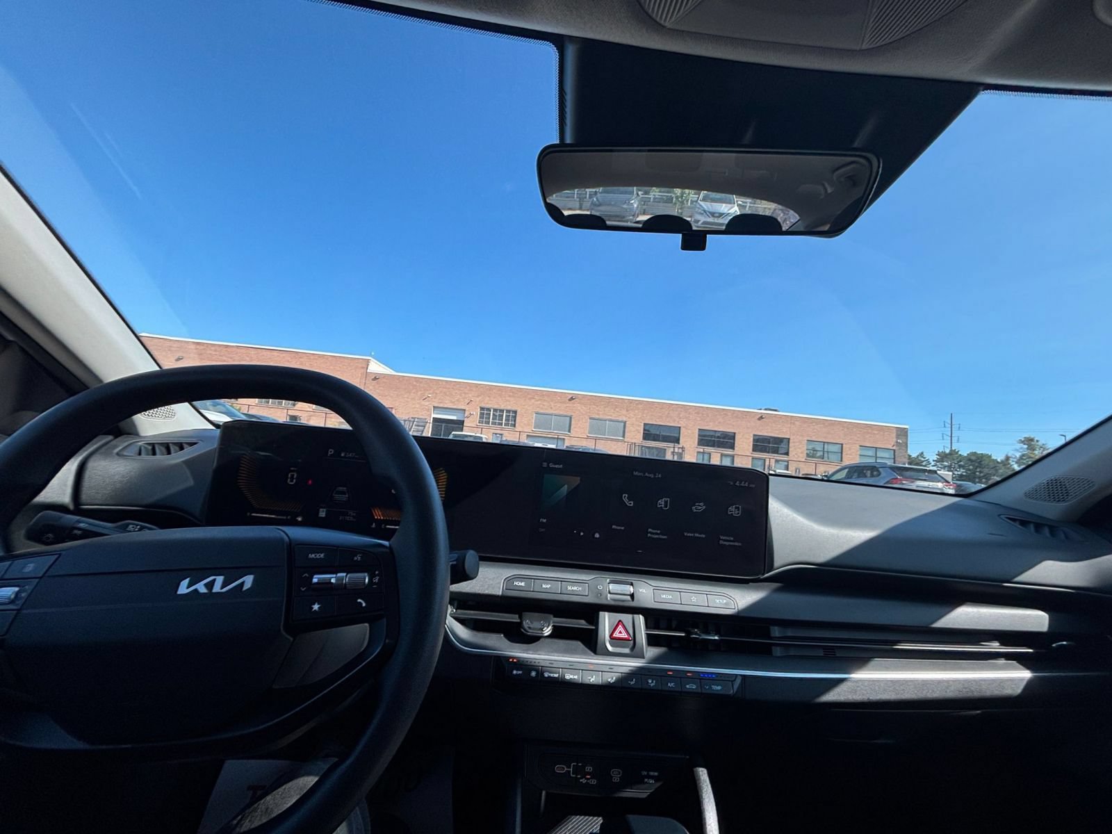 Used 2025 Kia K4 FWD image 30