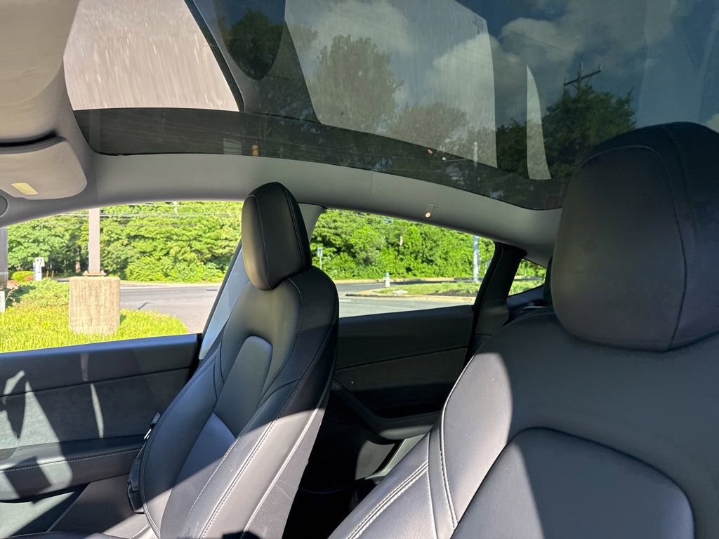 Used 2021 Tesla Model Y Long Range AWD/4WD image 12