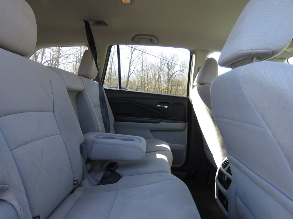 Used 2016 Honda Pilot LX image 16