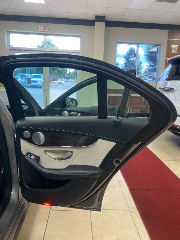 Used 2015 Mercedes-Benz C 400 4MATIC w/ Multimedia Package image 10