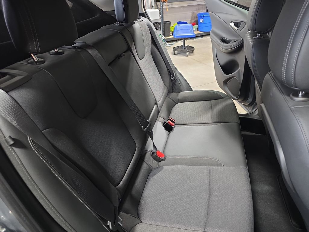 Certified 2023 Buick Encore GX Select w/ Sport Touring Package image 11