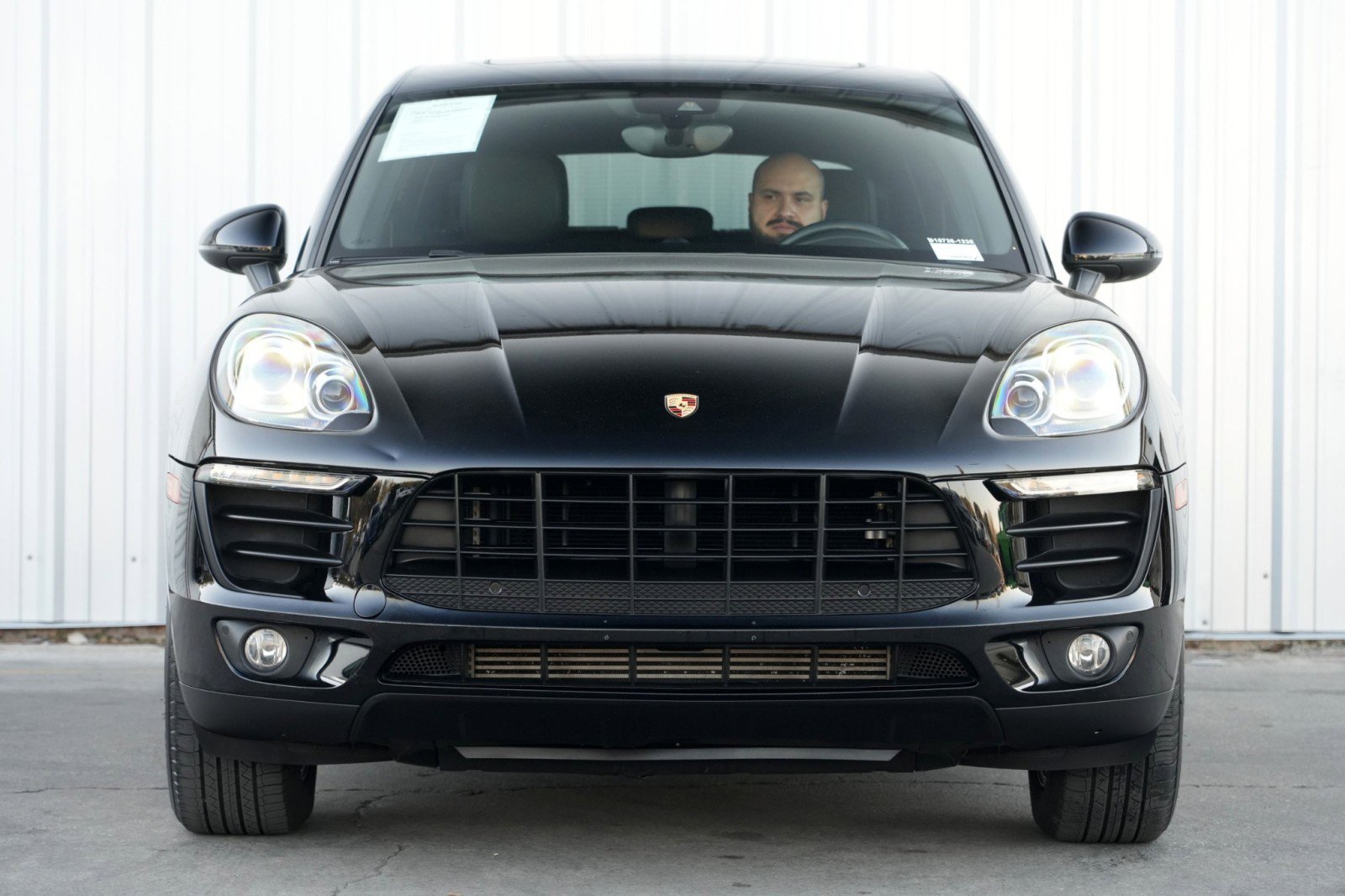 Used 2018 Porsche Macan image 6