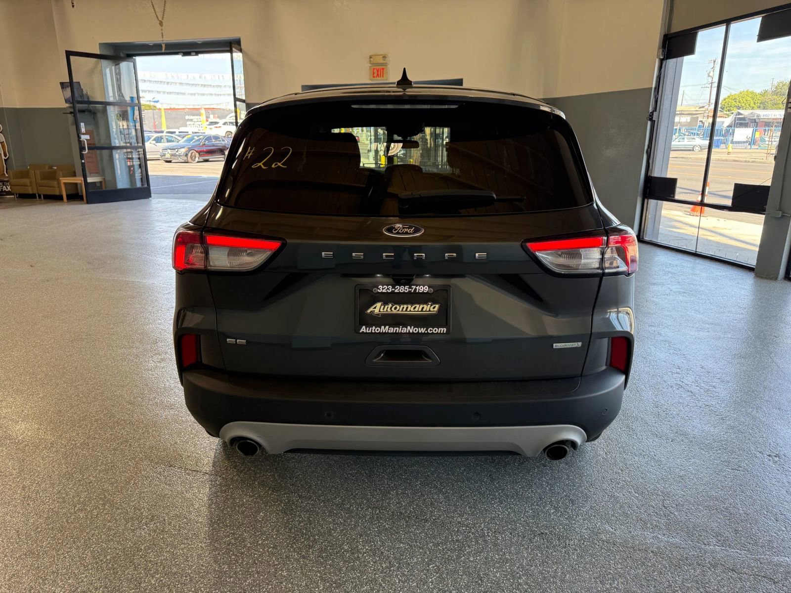 Used 2020 Ford Escape SE image 6
