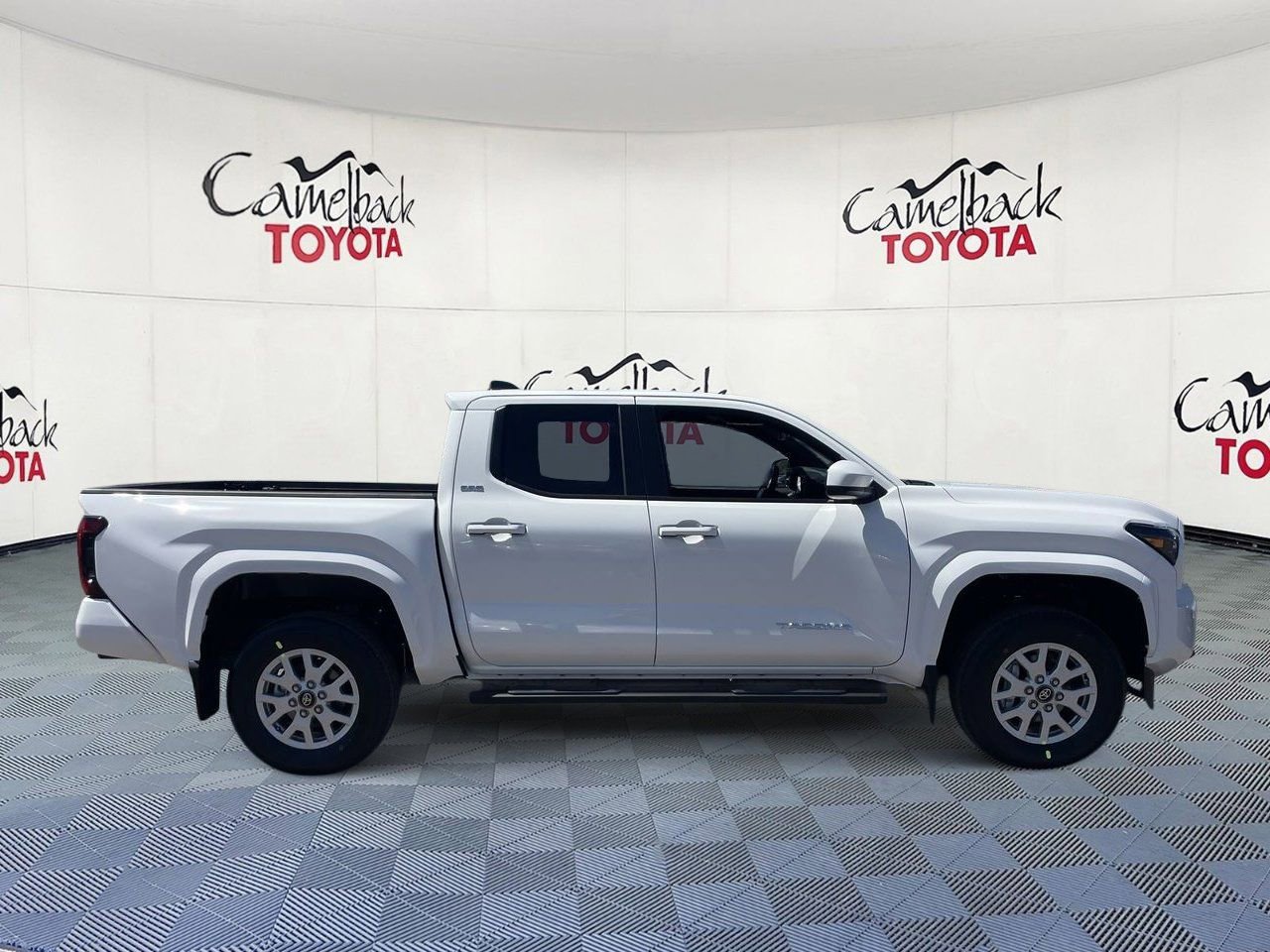 New 2026 Toyota Tacoma SR5 AWD/4WD image 8